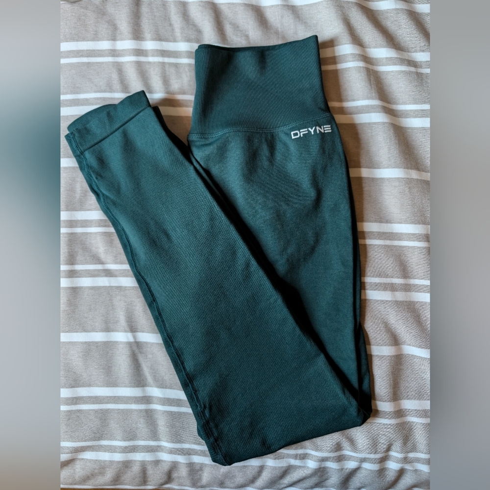 DFYNE leggings